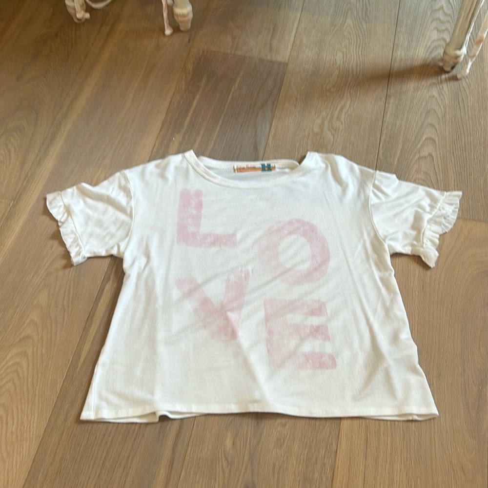 vintage havana love ruffle sleeve tee size size M
